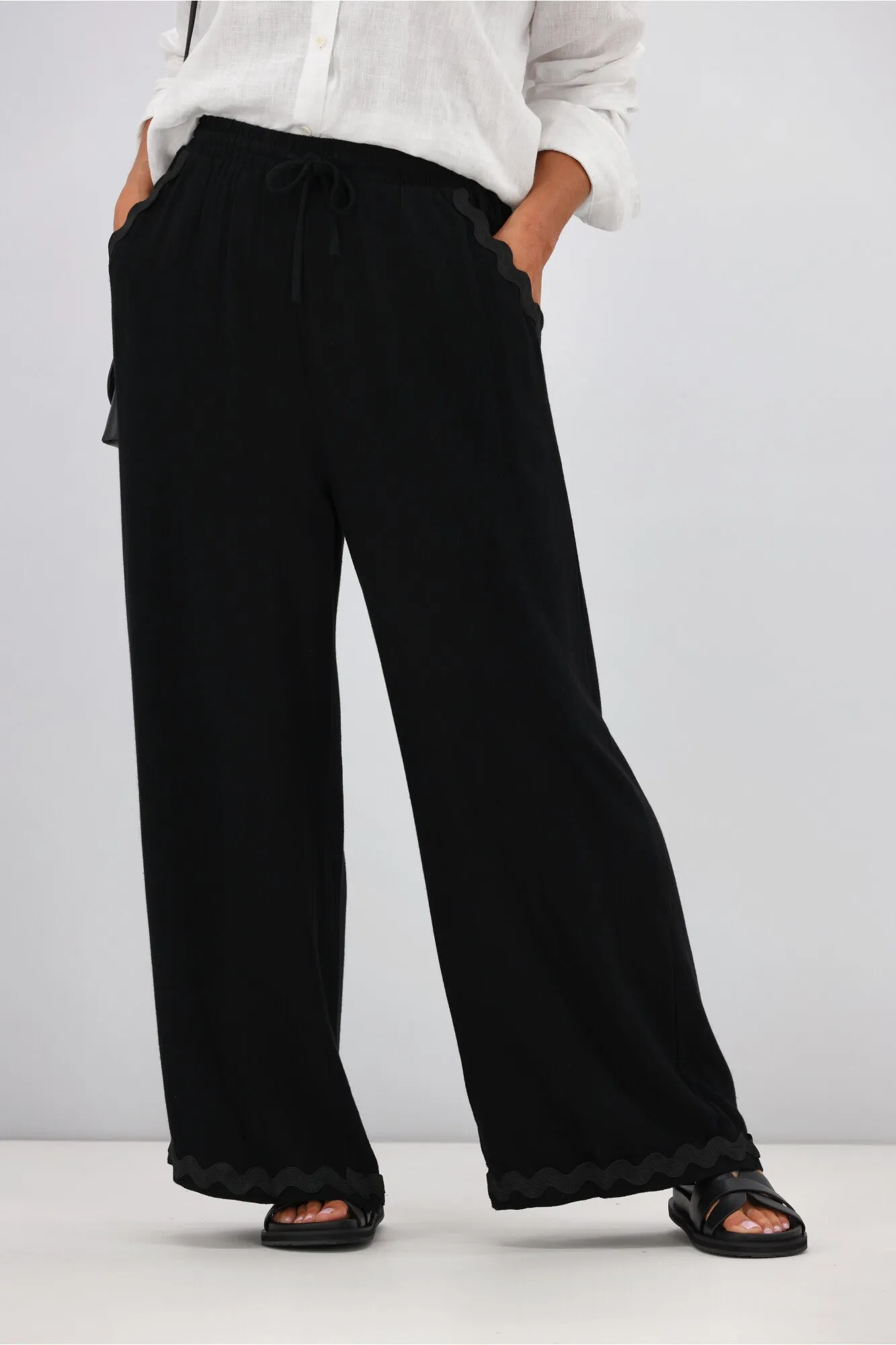 Grace & Co Ric Rac Trim Linen Pants Black