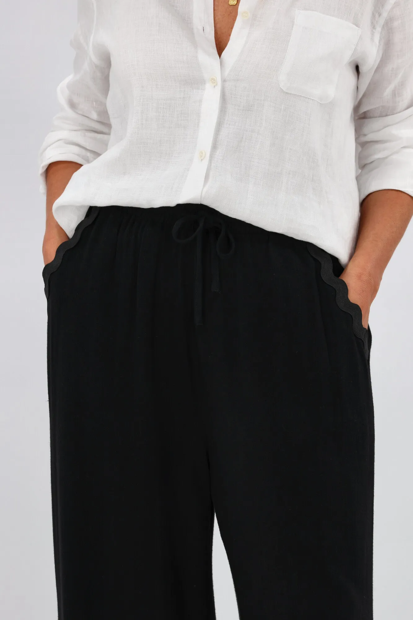 Grace & Co Ric Rac Trim Linen Pants Black