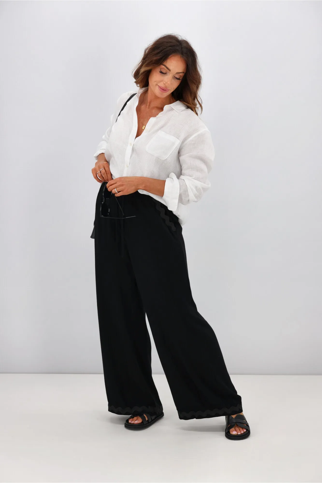Grace & Co Ric Rac Trim Linen Pants Black