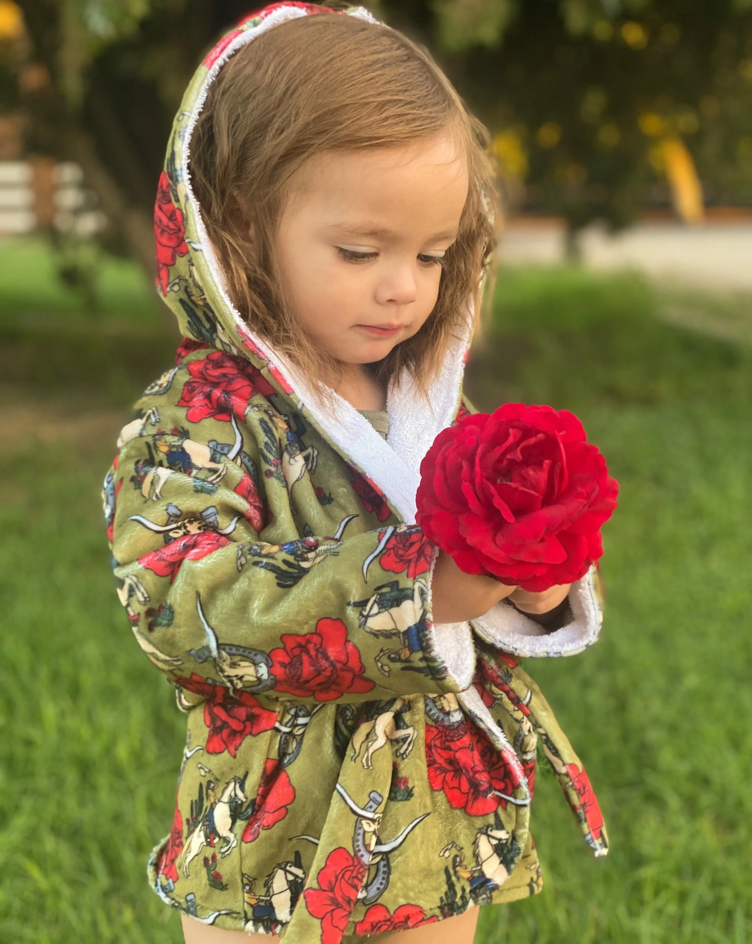 Ivy Isabell Robe