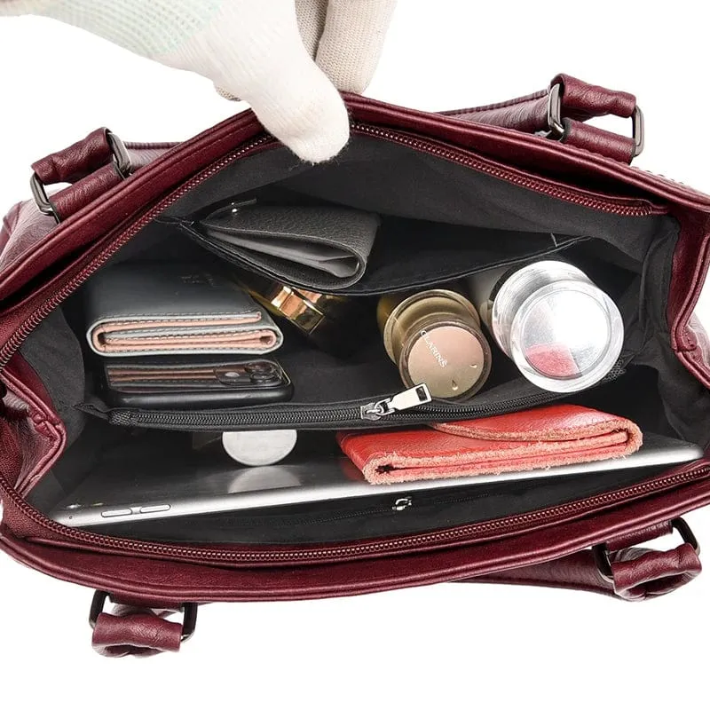 Practical Glam Shoulder Bag