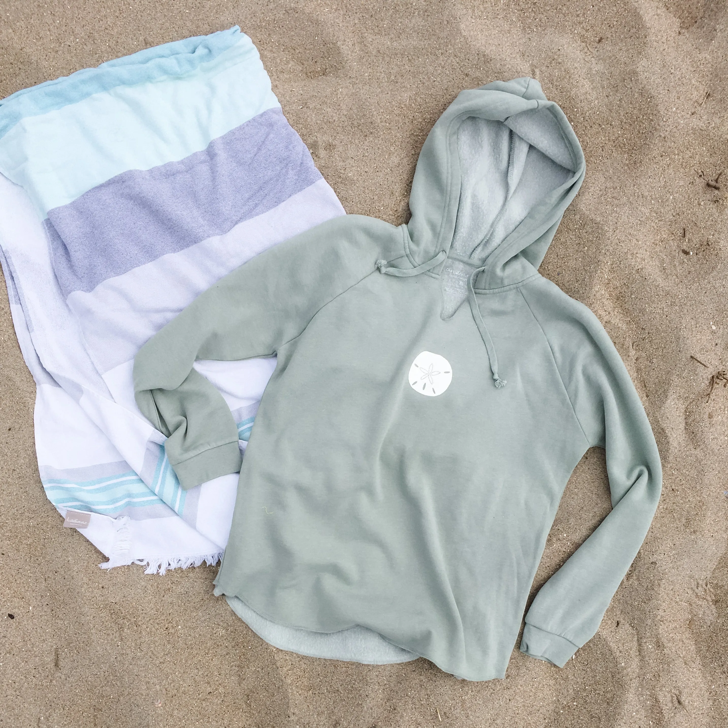 Sand Dollar Beach Hood