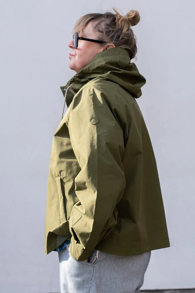 Tantä Dhuda Sphagnum Short Raincoat