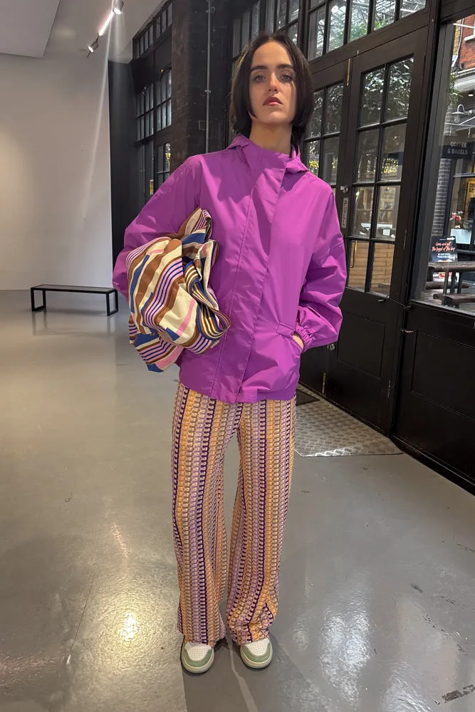 Tantä Lainoa Cattleya Orchid Short Raincoat